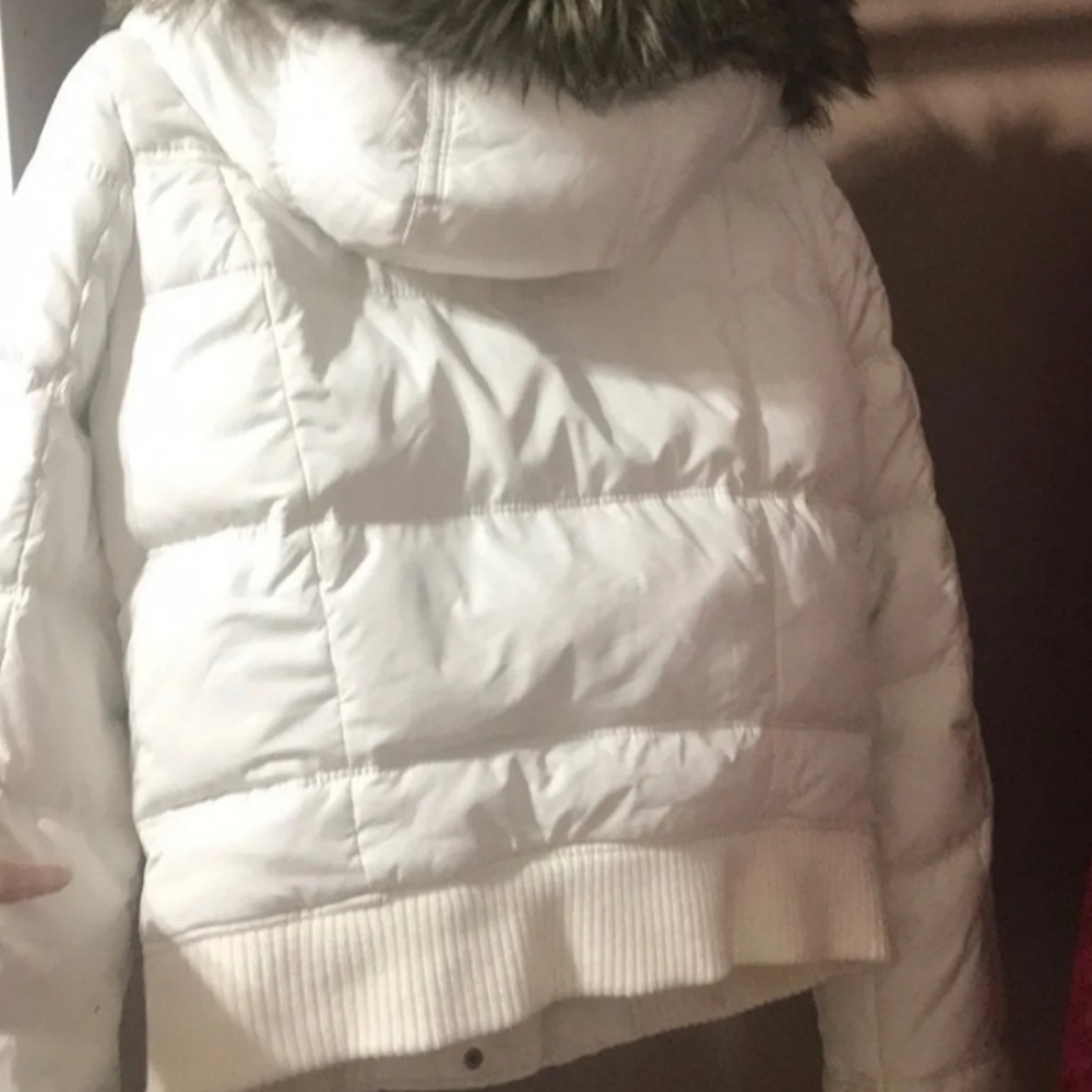 Womens jacket - Picture 3 of 3